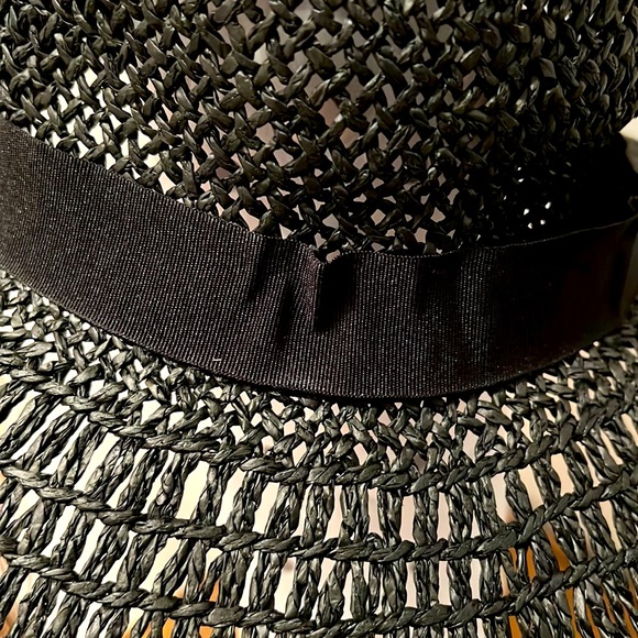 Excellent condition Sun Hat - Picture 3 of 4